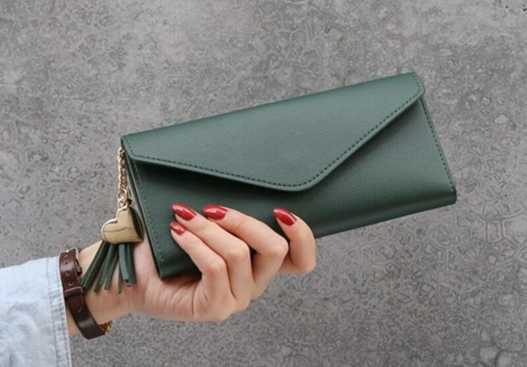 Ladies Special !!! Forever Young Envelope Style Very High Quality Very Spacious Hand Clutches