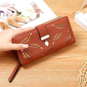 Forever Young Style Classic Very High Quality Very Spacious Hand Clutches