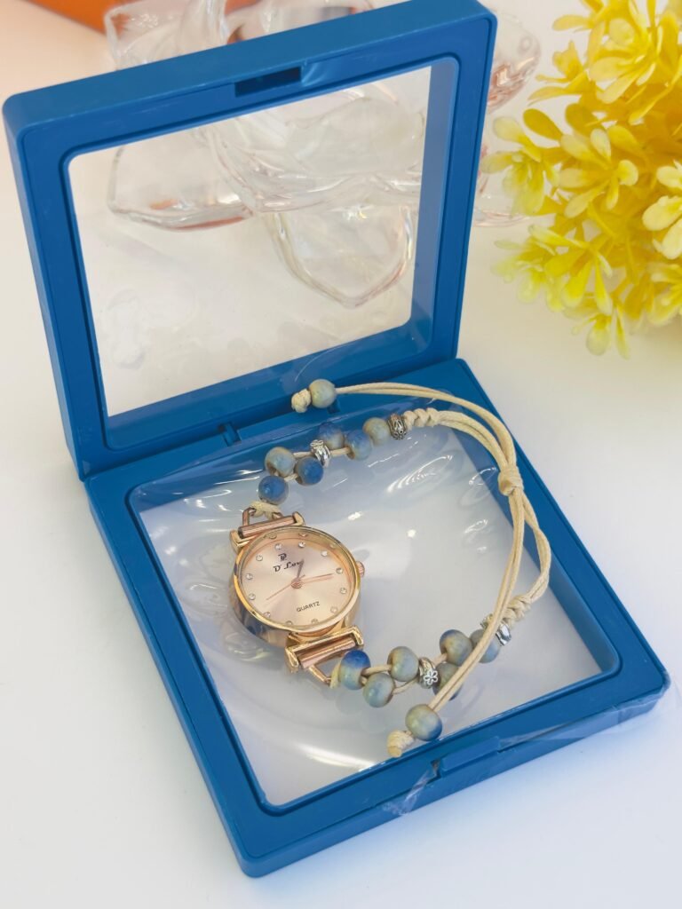 GIRLS BRACLET STYLE WATCH.