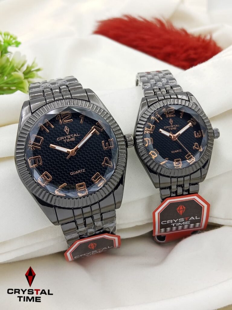 CRYSTAL TIME. PAIR SET.