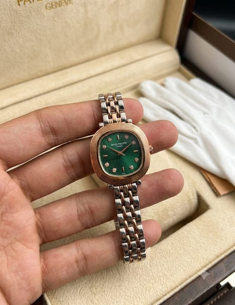 PATEK PHILIPPE - Ladies Watch